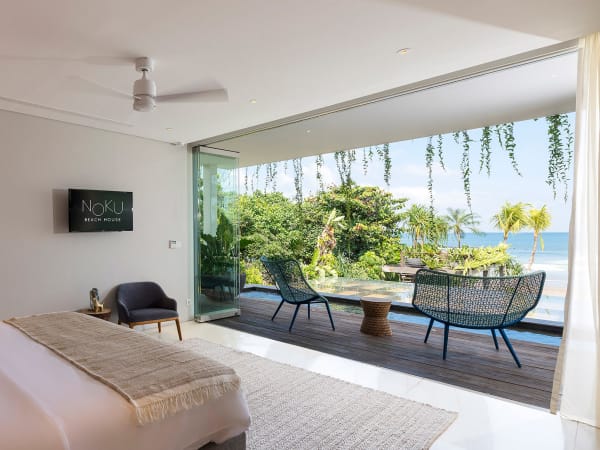 Noku Beach House - Marvelous view from Hibiscus bedroom